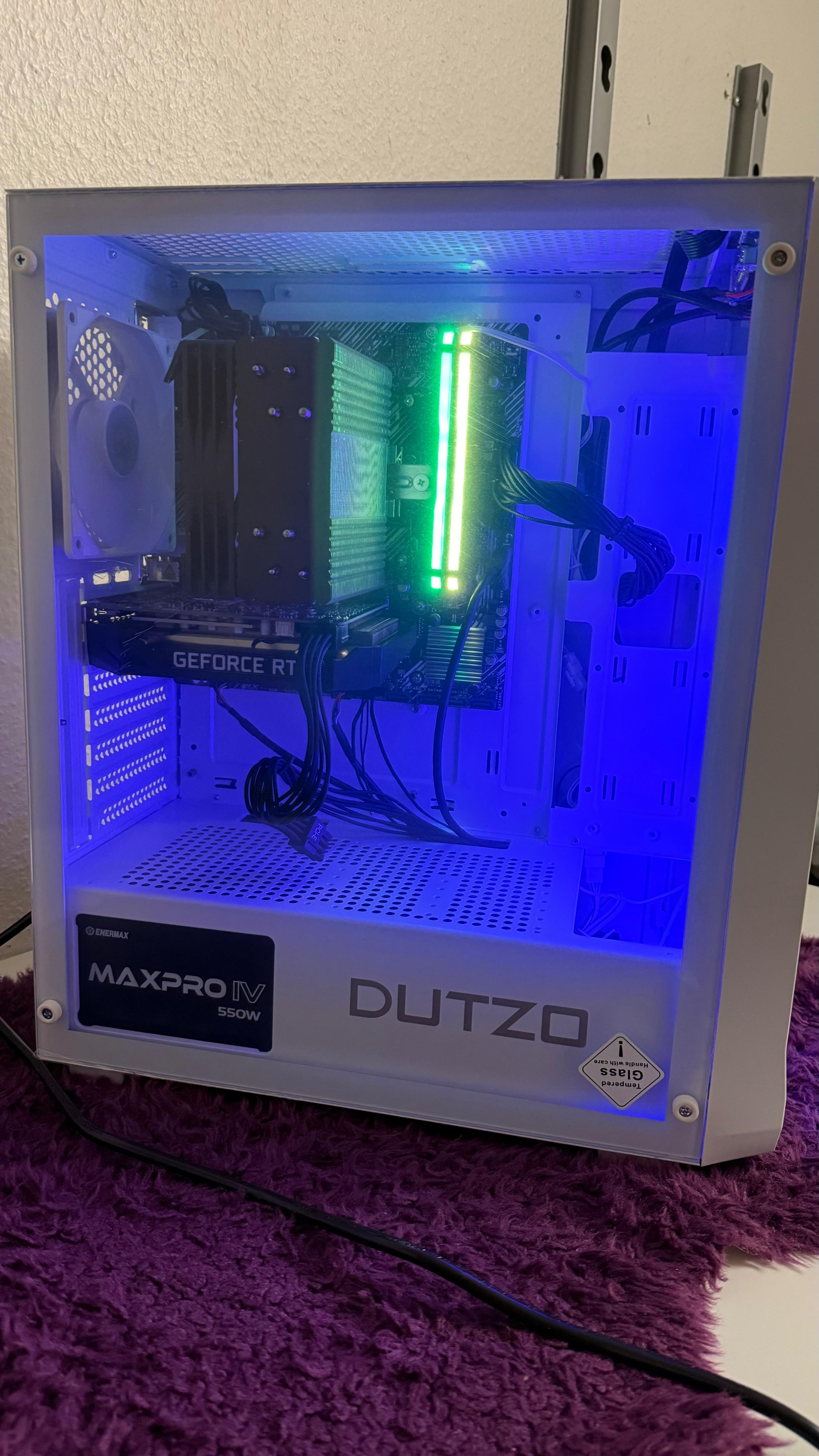 Gamingdator Ryzen 5 5600 / RTX 2060