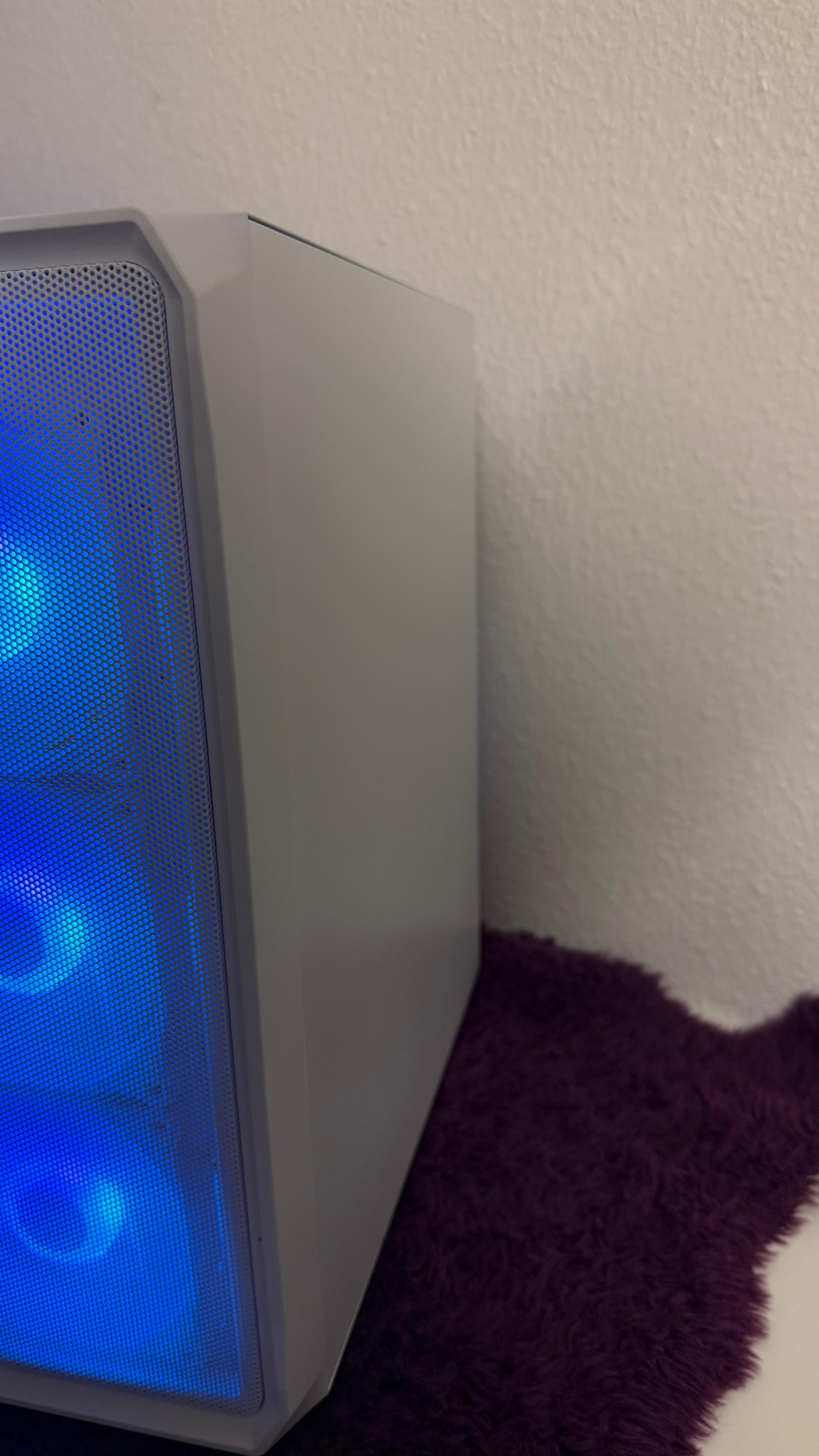 Gamingdator Ryzen 5 5600 / RTX 2060